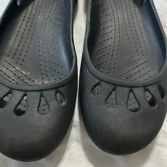 Crocs Women’s Taylor Slingback Flat Shoes size 10 Black - Picture 3 of 6